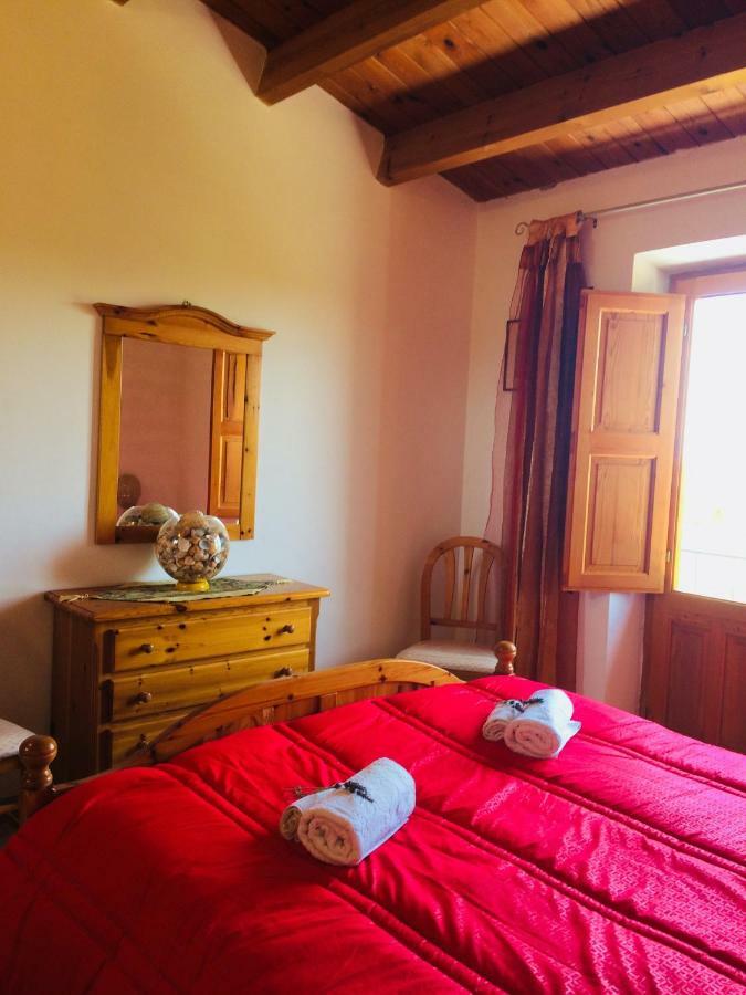 הוילה מנפי Casa Vacanza Mariaoliva מראה חיצוני תמונה